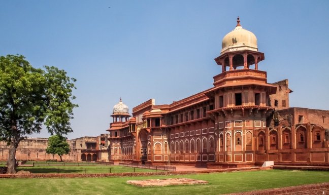 12-hour-delhi-to-agra-layover-tour